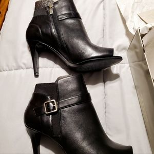 Marc Fisher. Leather Black booties Open toe size 91/2 W